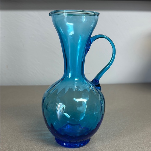 Vintage Turquoise Blue Hand Blown Art Glass Decanter/Pitcher - Picture 3 of 15